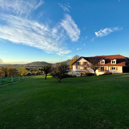 Hotel Les Bergeronnettes Champagneux Екстер'єр фото