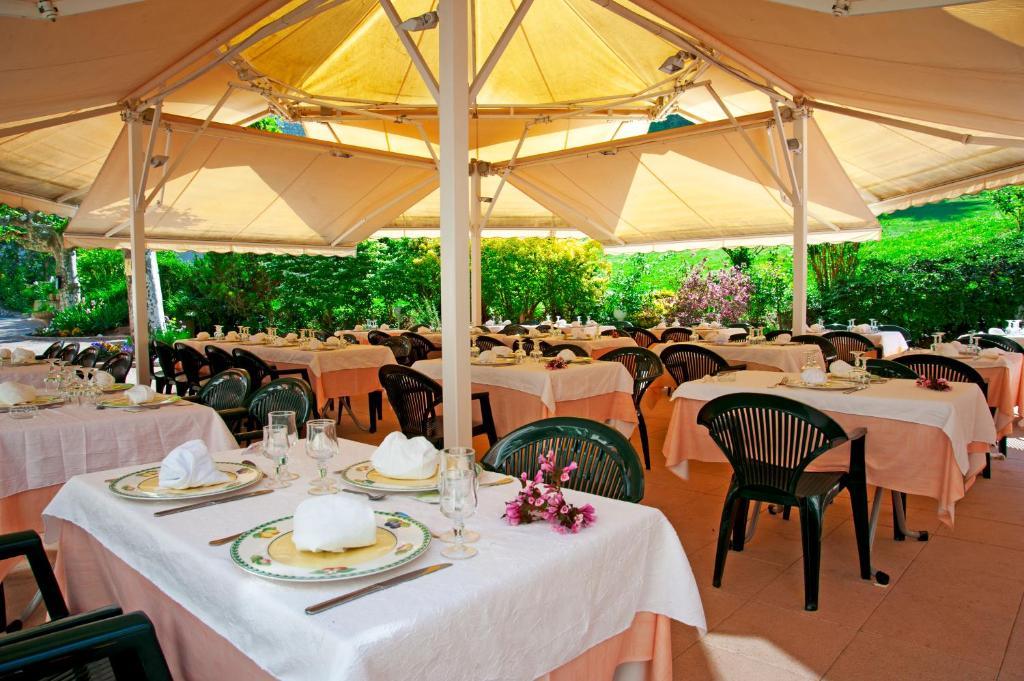 Hotel Les Bergeronnettes Champagneux Екстер'єр фото