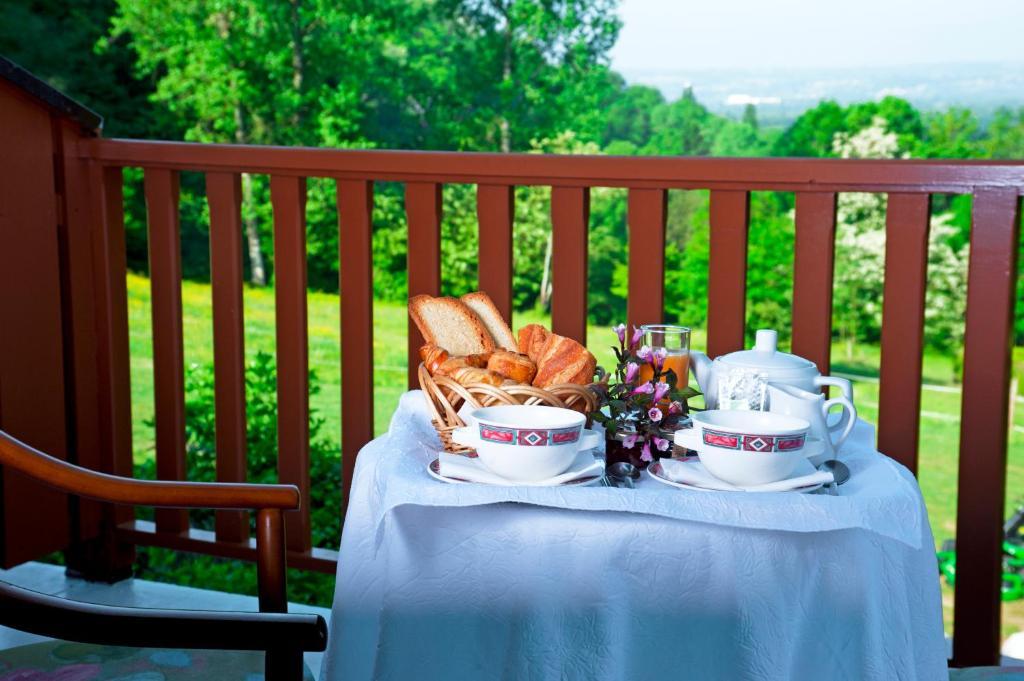 Hotel Les Bergeronnettes Champagneux Екстер'єр фото